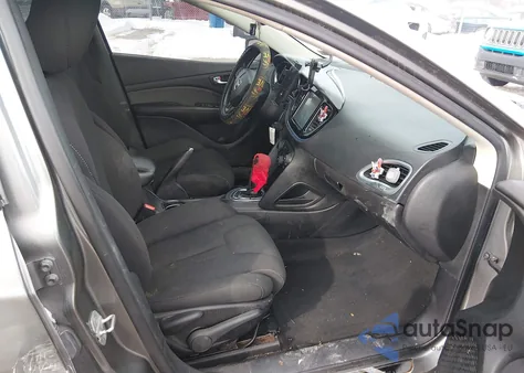 2013 Dodge Dart Sxt z USA, uszkodzony, nr VIN 1C3CDFBA1DD305391